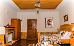 Pine Top Hotel Murree